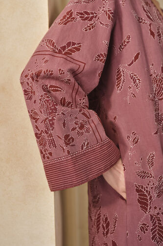 Rhubarb Hand-embroidered Kantha Linen Overlayer Set - Pink, Pink, image 10